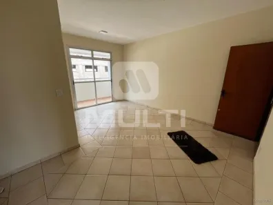 Apartamento com 3 Quartos para alugar, 122m² no Umuarama, Uberlândia