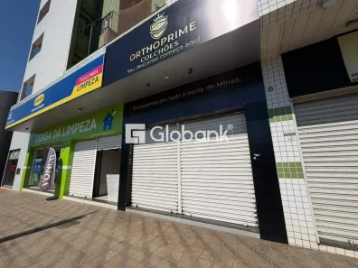 Ponto Comercial para alugar, 40m² no Santos Reis, Montes Claros