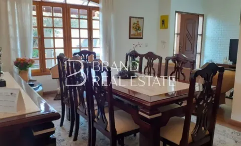 Casa com 4 Quartos para venda ou aluguel, 180m² no Moema, São Paulo
