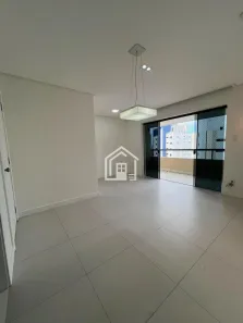 Apartamento com 3 Quartos para alugar, 79m² no Pituba, Salvador
