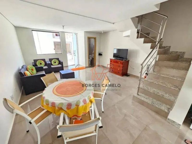 Casa com 3 quartos — Santa Rosa, Belo Horizonte