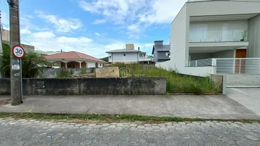 Lote/Terreno à venda, 375m² no Campeche, Florianópolis