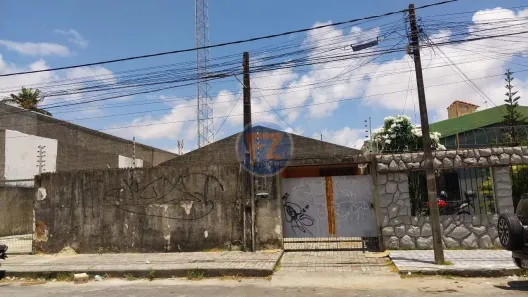 Imóvel Comercial para alugar, 150m² no Cidade dos Funcionários, Fortaleza