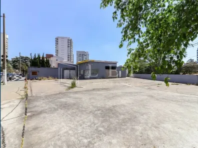 Lote/Terreno para alugar, 582m² no Campo Belo, São Paulo
