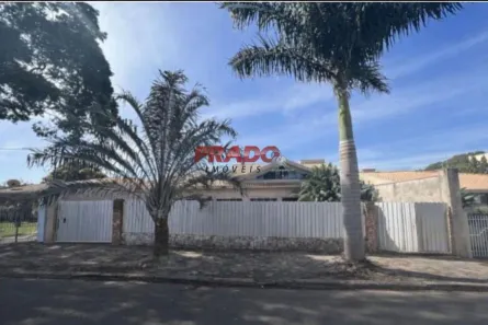 Casa com 2 Quartos à venda, 300m² no Zona 05, Maringá