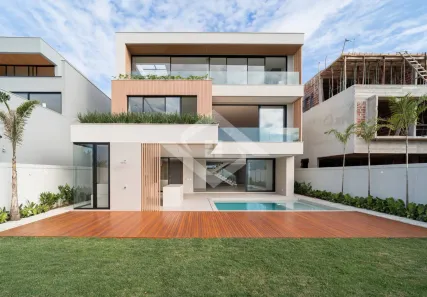Casa com 5 Quartos à venda, 600m² no Barra da Tijuca, Rio de Janeiro