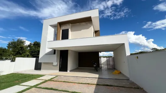 Casa de Condomínio com 3 Quartos à venda, 190m² no Ibituruna, Montes Claros