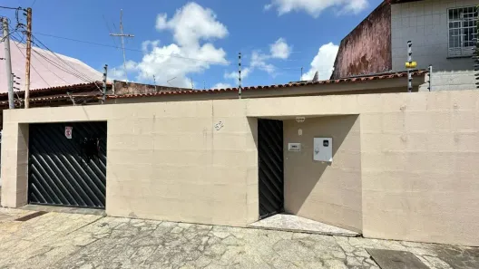 Casa com 4 Quartos à venda, 280m² no Salgado Filho, Aracaju