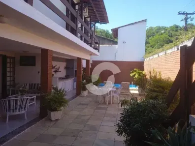 Casa de Condomínio com 4 Quartos à venda, 290m² no Maria Paula, São Gonçalo
