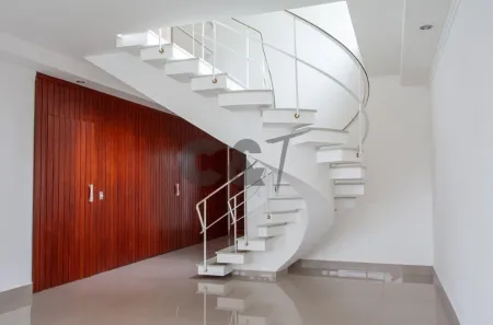 Casa com 3 Quartos à venda, 331m² no Granja Julieta, São Paulo