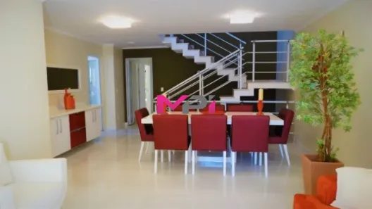 Sobrado com 4 Quartos à venda, 400m² no Vila Viotto, Jundiaí