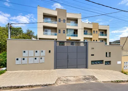 Apartamento com 2 Quartos para alugar, 64m² no Centro, Pouso Alegre