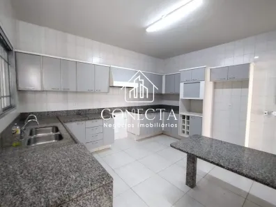 Imóvel Comercial para alugar, 230m² no Bom Jesus, Uberlândia