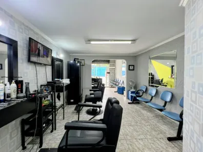 Ponto Comercial à venda, 38m² no Sítio Cercado, Curitiba