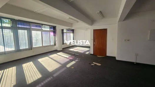 Sala Comercial à venda, 132m² no Centro, Santos