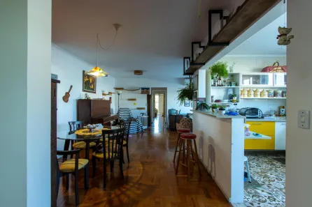 Apartamento com 3 Quartos à venda, 130m² no Santa Cecília, Porto Alegre