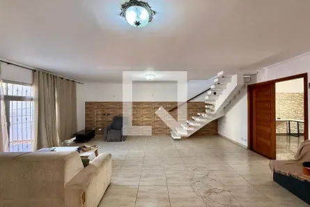 Casa com 3 Quartos à venda, 218m² no Nova Piraju, São Paulo