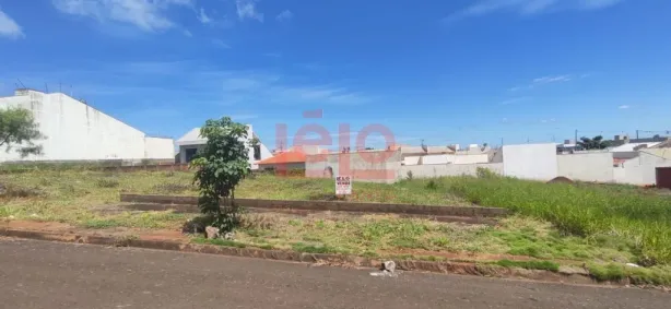 Lote/Terreno à venda, 174m² no Jardim Dias II, Maringá