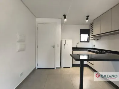 Apartamento com 2 Quartos para alugar, 28m² no Portão, Curitiba