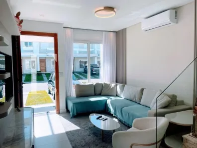 Sobrado com 3 Quartos à venda, 134m² no Capão da Canoa, Capão da Canoa