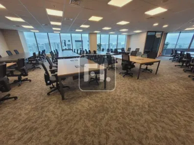 Sala Comercial para alugar, 704m² no Vila Olímpia, São Paulo