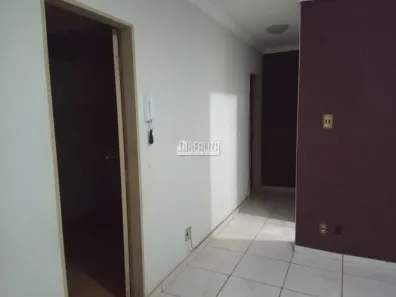Apartamento com 2 Quartos à venda, 48m² no Conjunto Guanabara, Uberaba