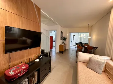 Casa de Condomínio com 3 Quartos à venda, 158m² no Jardim Inconfidência, Uberlândia
