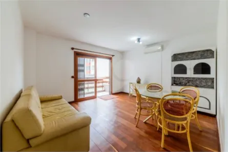 Apartamento com 2 Quartos à venda, 77m² no São João, Porto Alegre