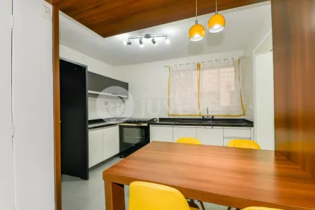 Apartamento com 2 Quartos para alugar, 70m² no Ahú, Curitiba