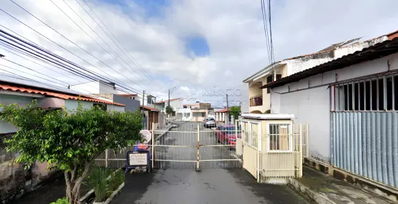 Casa com 4 Quartos à venda, 240m² no Ponta Grossa, Maceió