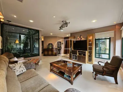 Sobrado com 4 Quartos à venda, 377m² no Vila Paiva, São Paulo