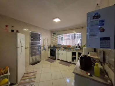Casa com 2 Quartos à venda, 163m² no Jardim Estela Mari, Cotia