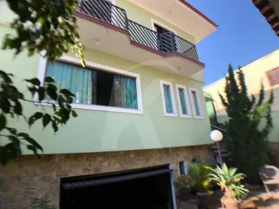 Sobrado com 3 Quartos à venda, 210m² no Água Fria, São Paulo