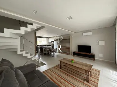 Sobrado com 3 Quartos para alugar, 210m² no Lagoa da Conceição, Florianópolis