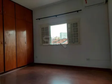Sobrado com 3 Quartos à venda, 303m² no Vila Romana, São Paulo