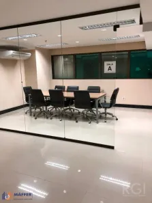 Sala Comercial à venda, 52m² no Santa Maria Goretti, Porto Alegre
