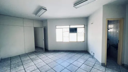 Sala Comercial para alugar, 28m² no Ouro Preto, Belo Horizonte