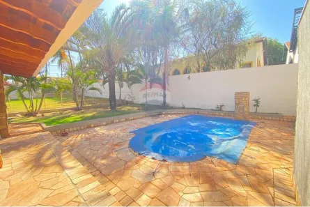 Casa com 3 Quartos à venda, 401m² no Jardim Ciranda, Orlândia