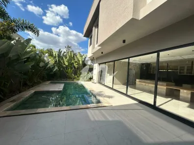 Casa com 4 Quartos à venda, 380m² no Laranjeiras, Uberlândia
