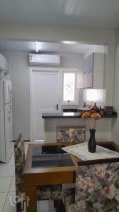 Casa de Condomínio com 2 Quartos à venda, 49m² no Restinga, Porto Alegre