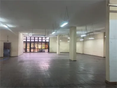 Ponto Comercial para alugar, 600m² no Liberdade, São Paulo