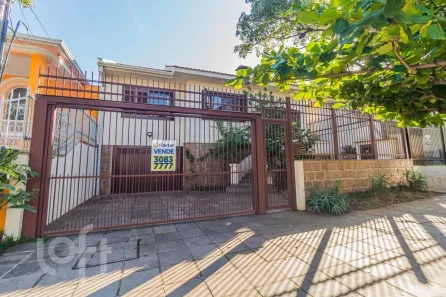 Casa com 3 Quartos à venda, 354m² no São João, Porto Alegre
