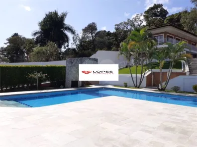Casa com 6 Quartos à venda, 300m² no Caraguatá, Mairiporã