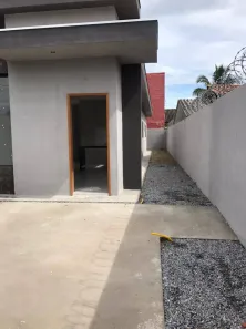Casa com 2 Quartos à venda, 63m² no Balneário dos Golfinhos, Caraguatatuba