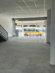 Ponto Comercial à venda, 190m² no Centro, Cotia