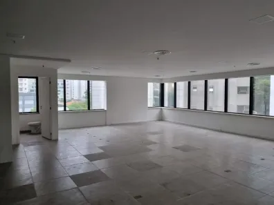 Sala Comercial para alugar, 125m² no Itaim Bibi, São Paulo