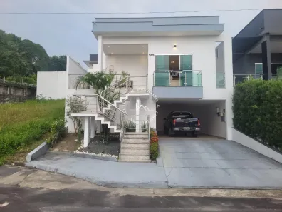 Casa com 4 Quartos à venda, 201m² no Tarumã, Manaus