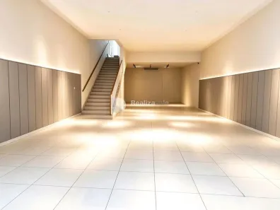 Prédio Comercial para alugar, 700m² no Centro, Taubaté