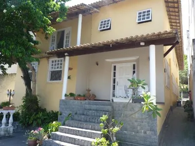 Sobrado com 4 Quartos à venda, 667m² no São Francisco, Niterói