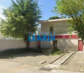 Sobrado com 1 Quarto para alugar, 494m² no Pinheiros, São Paulo